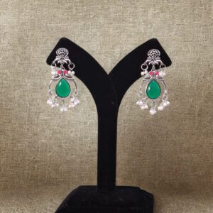 Emerald Green Pearl Short Dangler Earrings